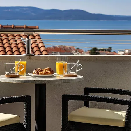 Blue Dream Apartment Makarska Exterior photo