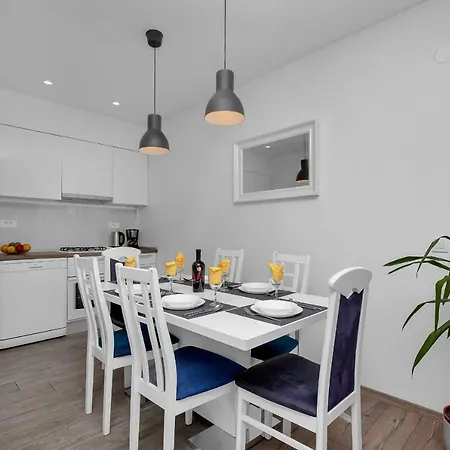 Blue Dream Apartment Makarska Exterior photo